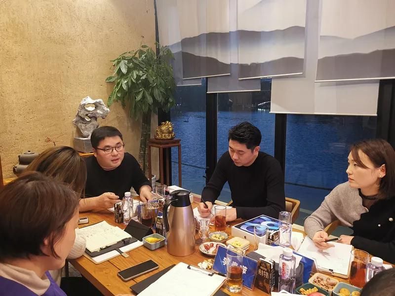 杨总发言.jpg